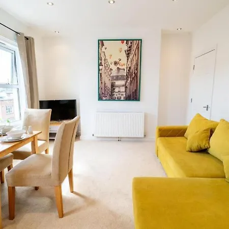 Lovely Central 1br Flat Apartamento