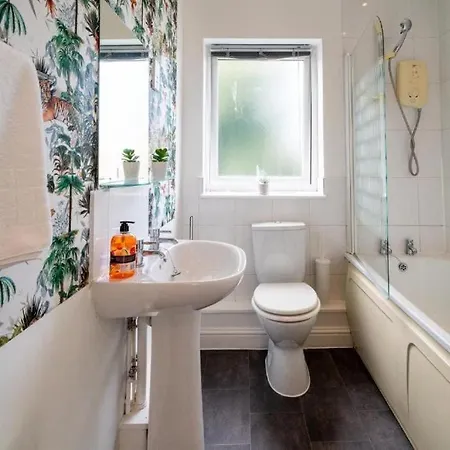 Lovely Central 1br Flat Bristol